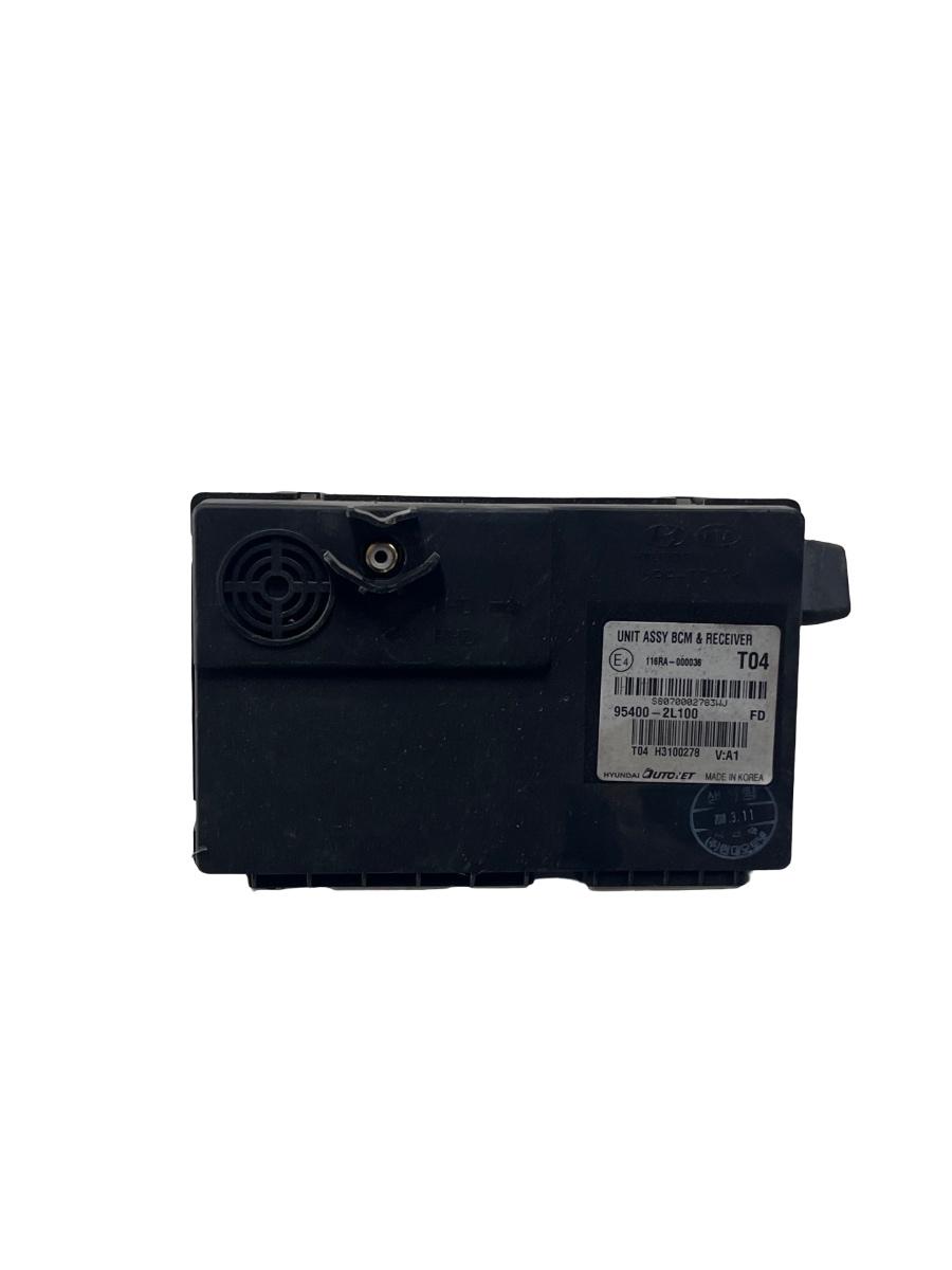 Modul de confort HYUNDAI i30 CW FD 2007 - 2012 95400-2L100