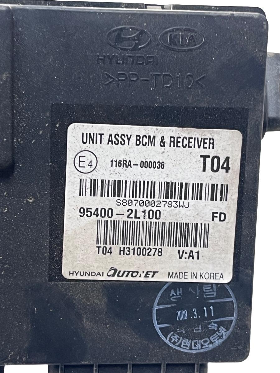 Modul de confort HYUNDAI i30 CW FD 2007 - 2012 95400-2L100 – foto 4