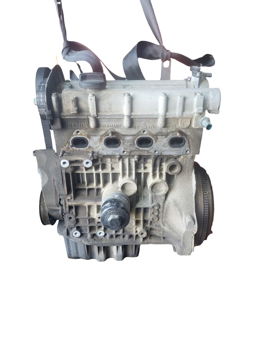 Motor VOLKSWAGEN GOLF IV 1J1 1997 - 2007 1.4 16V AKQ
