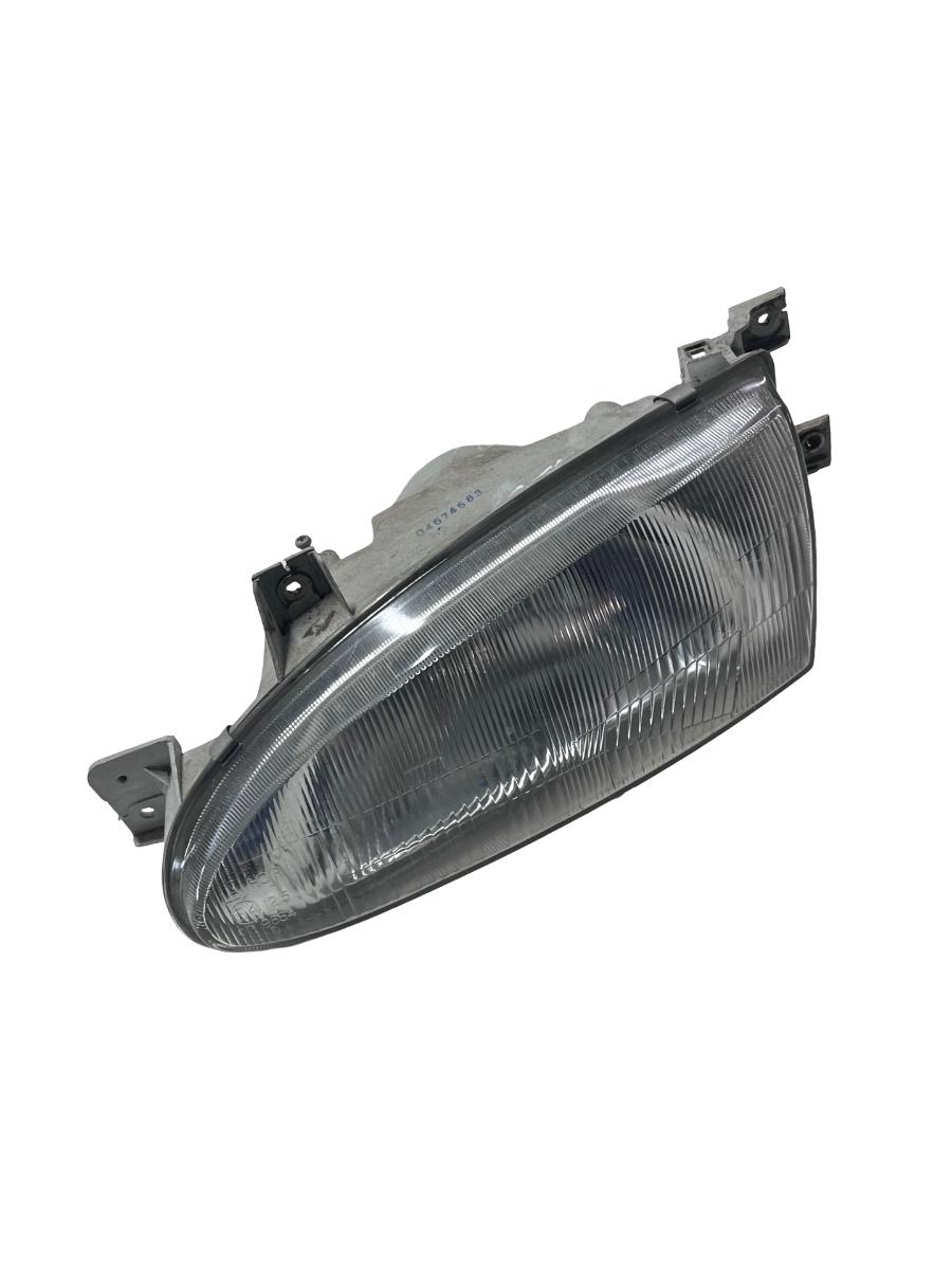 Far stanga fata HYUNDAI ACCENT I X-3 1994 - 2000 08-221-1108 ( o clema fisurata )