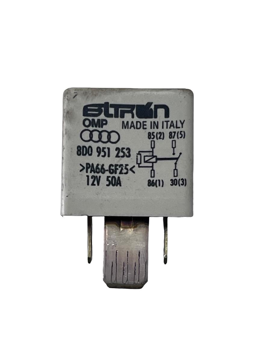 Releu 370 AUDI Q7 4LB 2006 - 2016 8D0951253 – foto 3