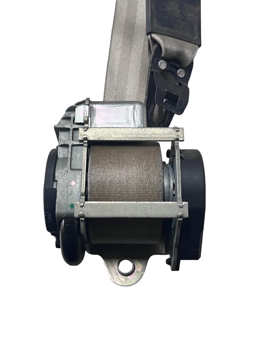 Centura de siguranta dreapta fata AUDI Q7 4LB 2006 - 2016 4L1857706