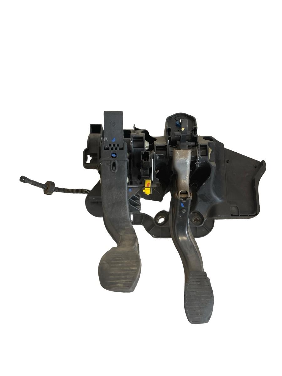 Ansamblu pedale ALFA ROMEO MITO 955_ 2008 -> 1.4 MultiAir 955 A6.000 3809550002