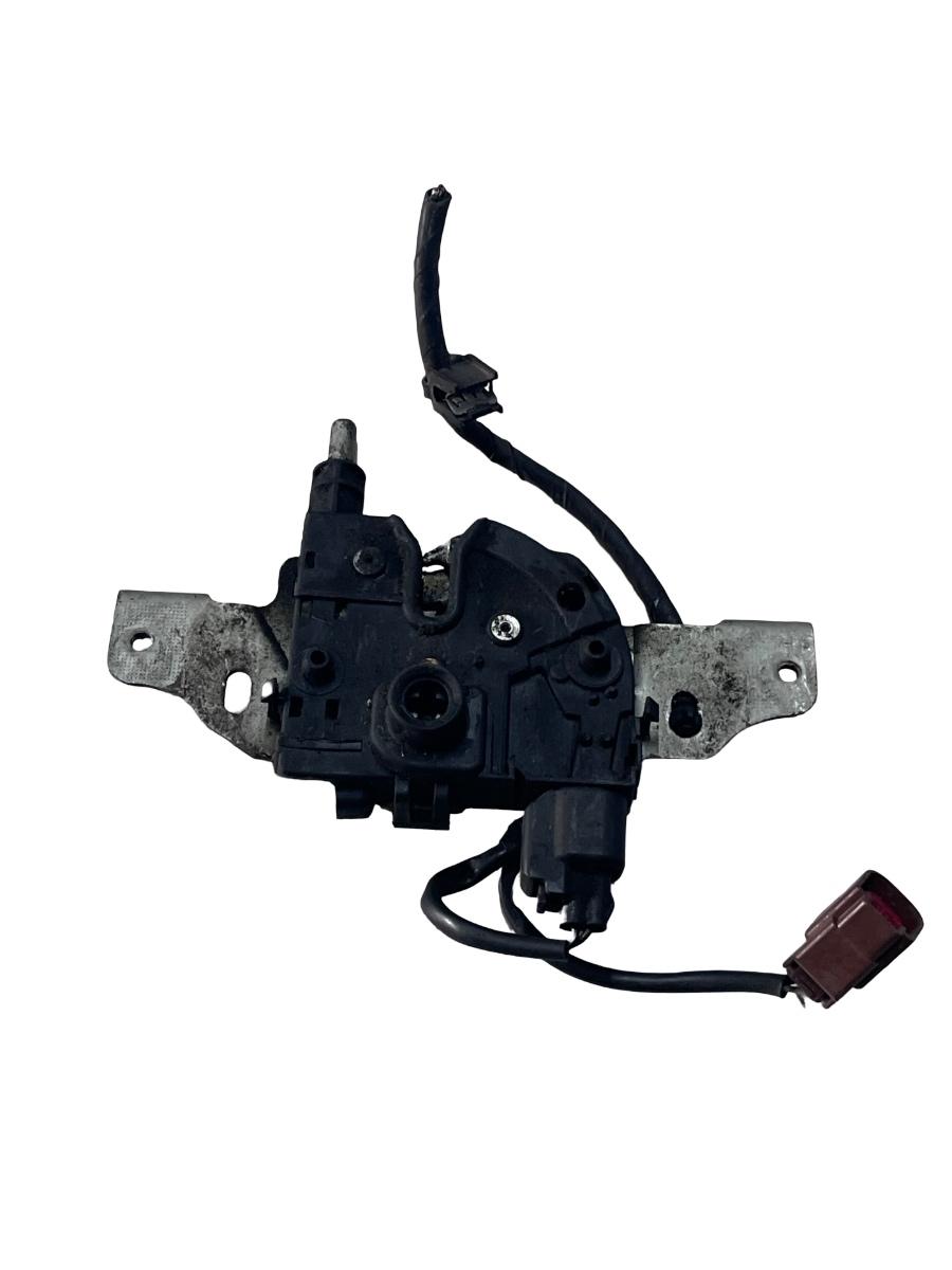 Incuietoare capota motor FORD MONDEO III B5Y 2000 - 2007 1S7A-16700