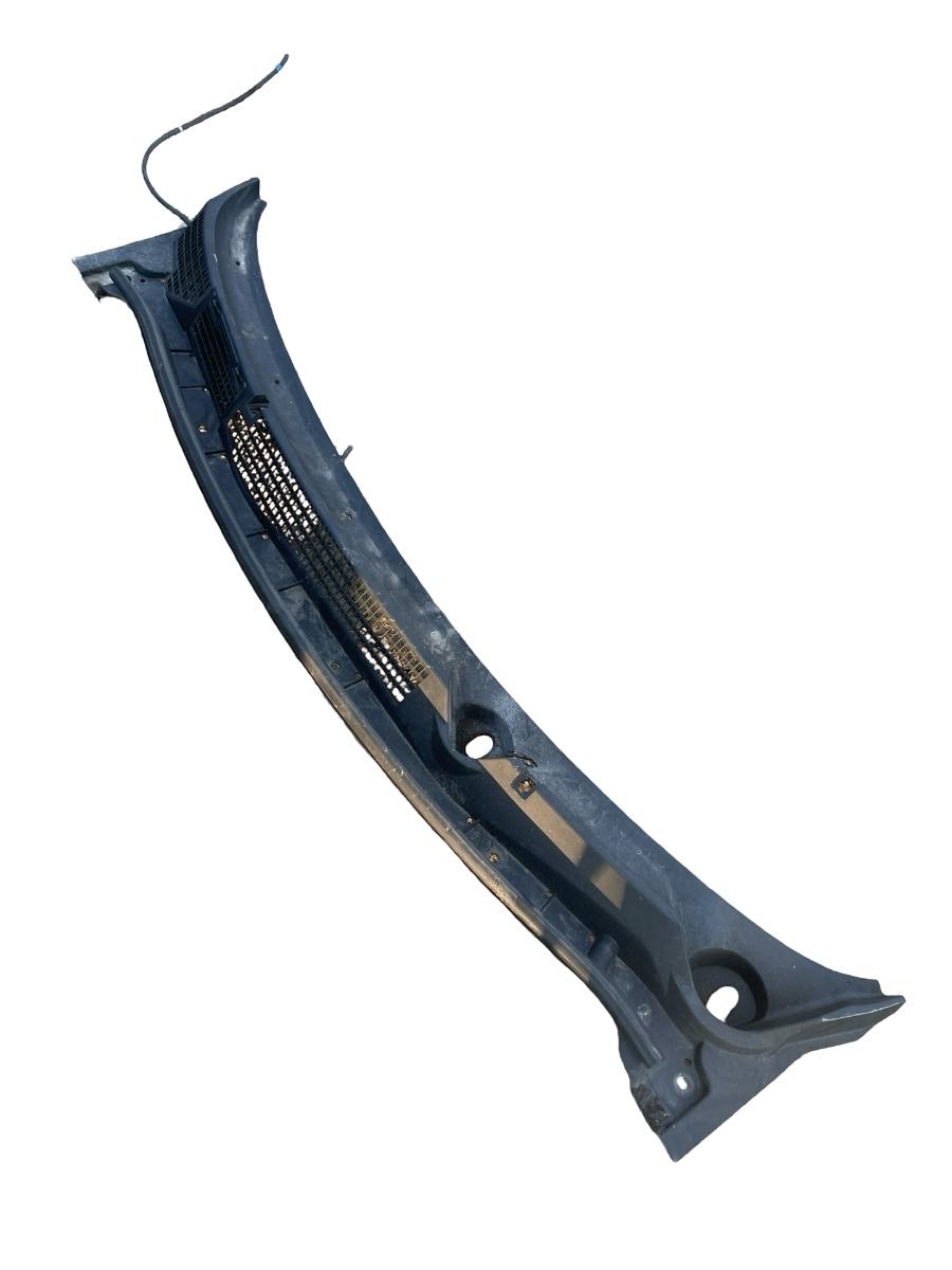 Ornament parbriz NISSAN QASHQAI / QASHQAI +2 I J10, JJ10 2006 - 2014