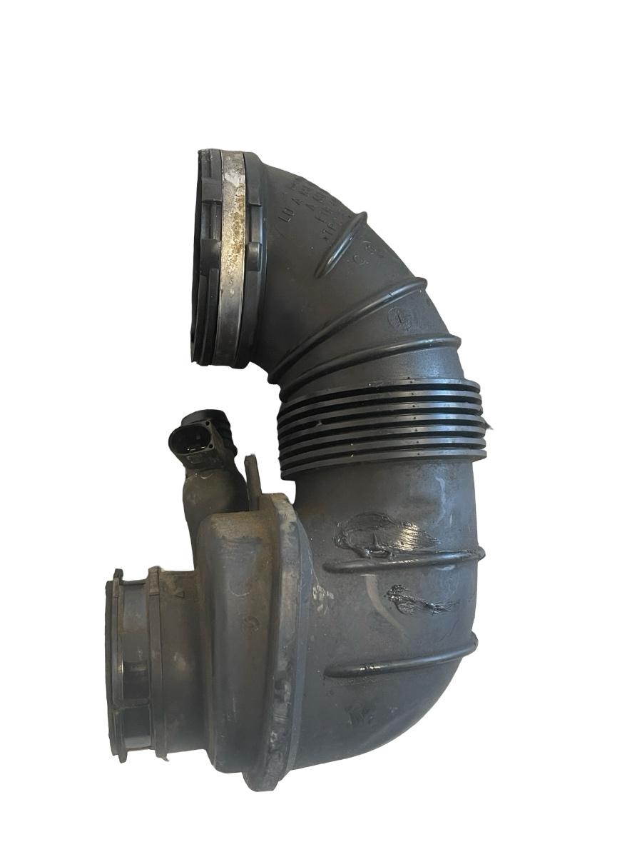 Furtun admisie aer + senzor MERCEDES-BENZ E-CLASS W212 2009 -> 2.1 E 220 BlueTEC OM 651.924 A6510905537