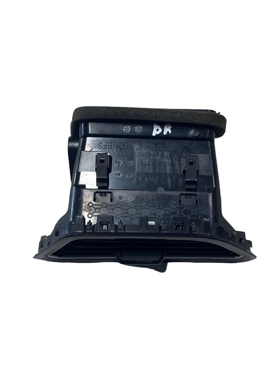 Grila de ventilatie bord dreapta fata VOLKSWAGEN TIGUAN AD1 2020 R LINE -> 5NB819248 – foto 3