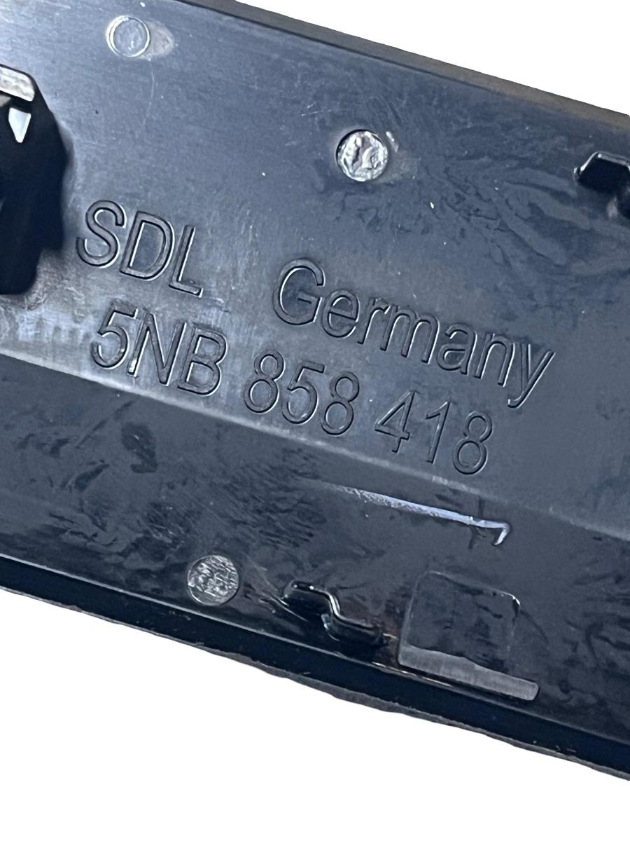 Ornament panou de bord dreapta fata VOLKSWAGEN TIGUAN AD1 2020 R LINE -> 5NB858418 – foto 4