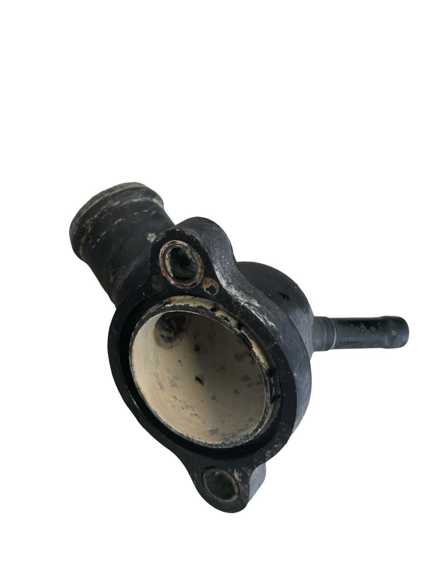 Flansa lichid de racire motor AUDI A3 Sportback 8VA, 8VF 2012 -> 2.0 TDI CRBC, CRLB, CRUA, DBGA, DCYA, DEJA, DFGA 04L121131J – foto 2
