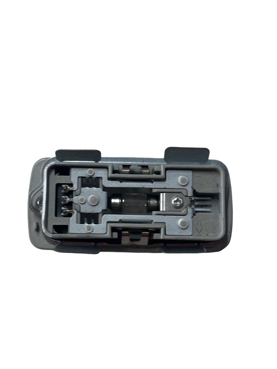 Lampa interioara habitaclu NISSAN QASHQAI / QASHQAI +2 I J10, JJ10 2006 - 2014 – foto 2