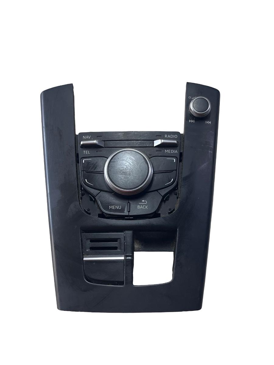 Consola centrala AUDI A3 Sportback 8VA, 8VF 2012 -> 8V0919614B