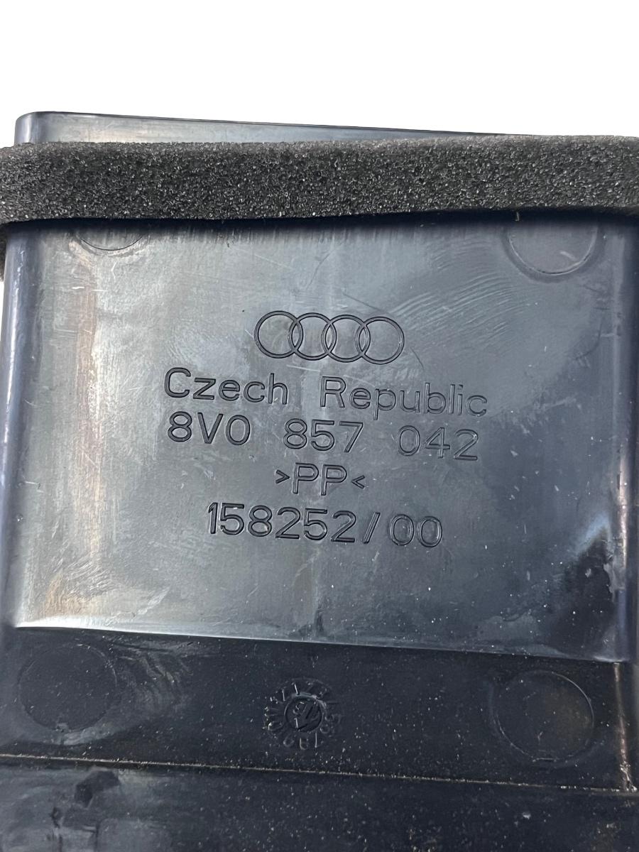 Grila de ventilatie spate AUDI A3 Sportback 8VA, 8VF 2012 -> 8V0857042 – foto 3