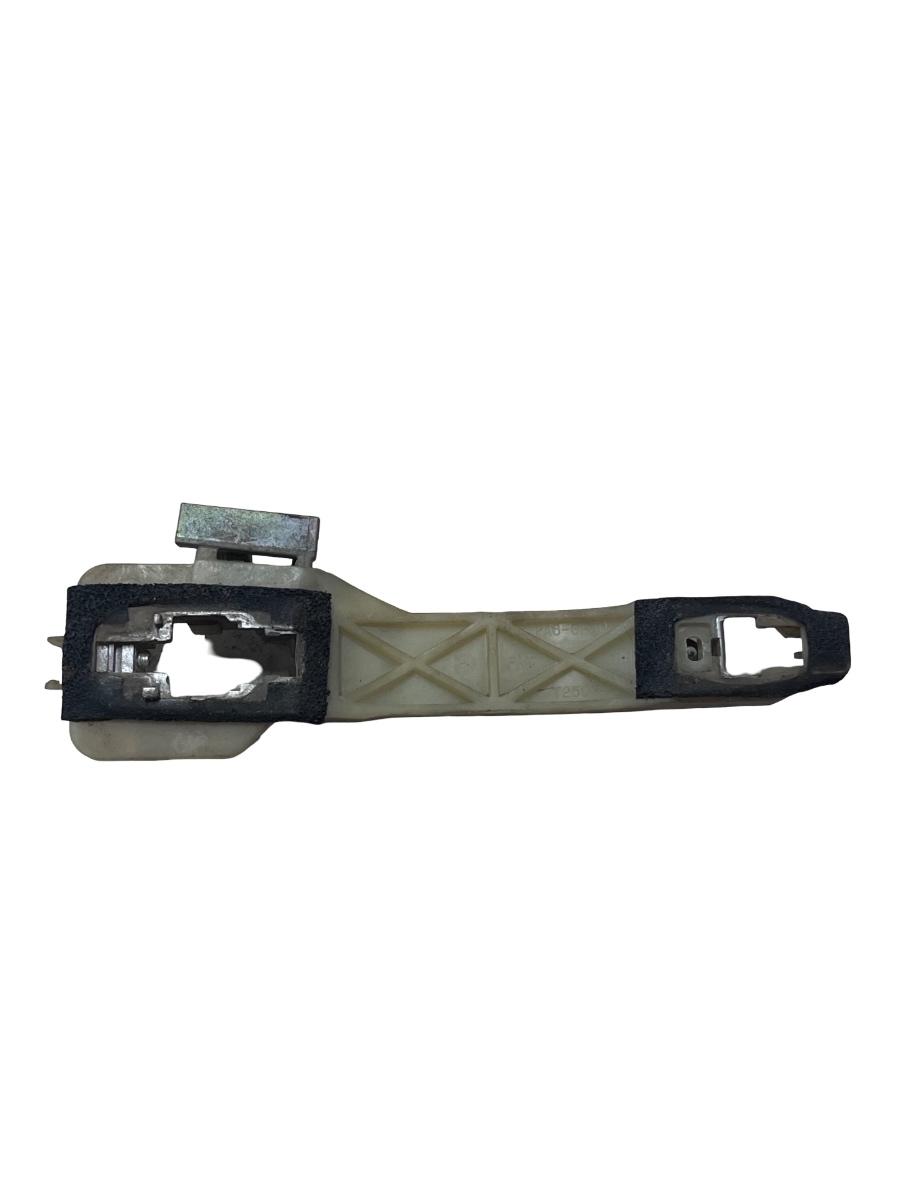 Suport maner exterior portiera dreapta fata CHEVROLET CAPTIVA C100, C140 2006 -> – foto 2
