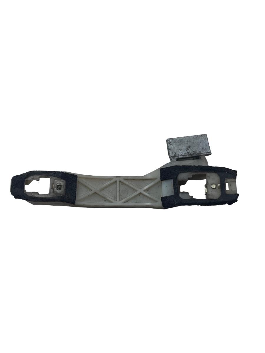 Suport maner exterior portiera stanga fata CHEVROLET CAPTIVA C100, C140 2006 ->
