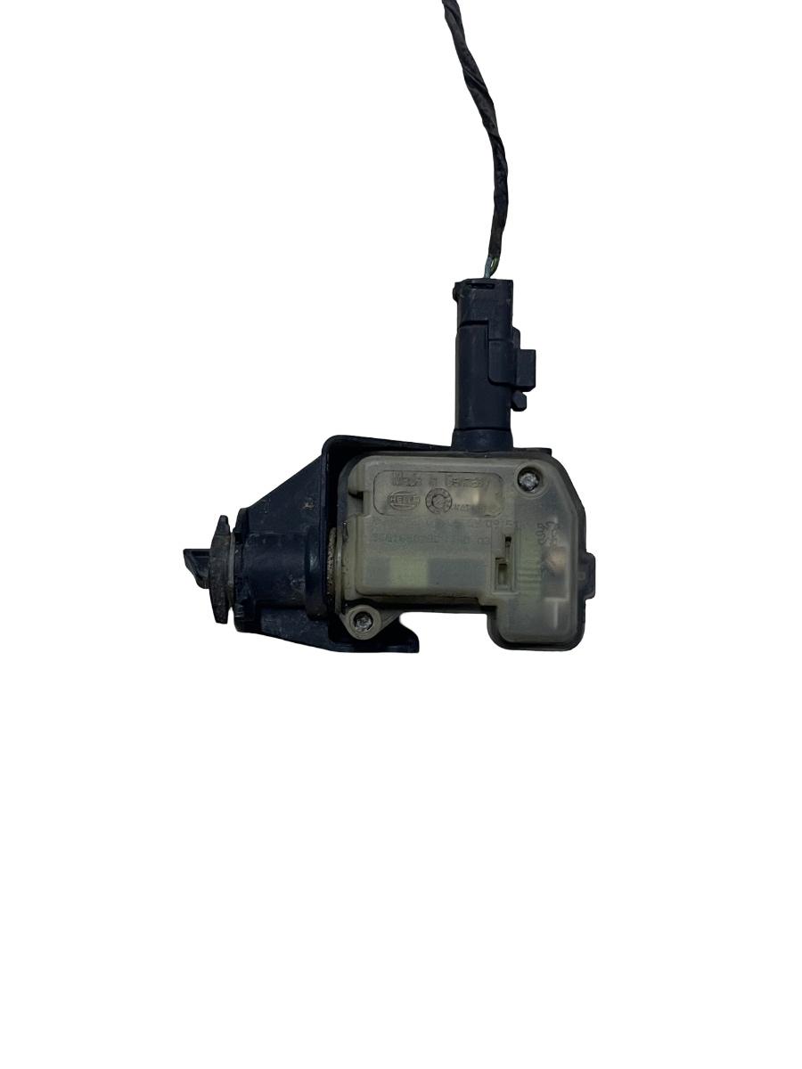 Motoras blocare usita rezervor combustibil PEUGEOT 407 Coupe 6C_ 2005 ->