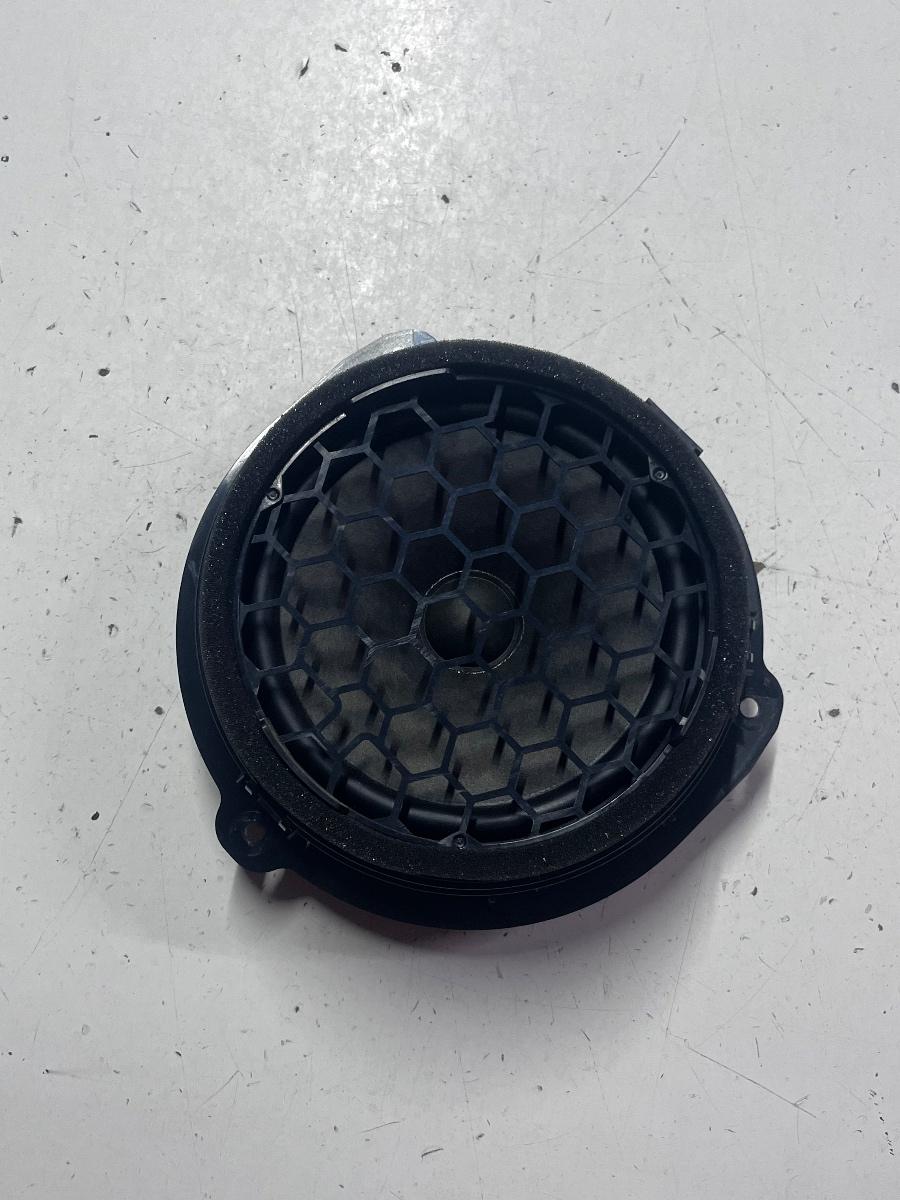 Difuzor portiera spate stanga spate AUDI A3 Sportback 8VA, 8VF 2012 -> 8V4035411A – foto 2