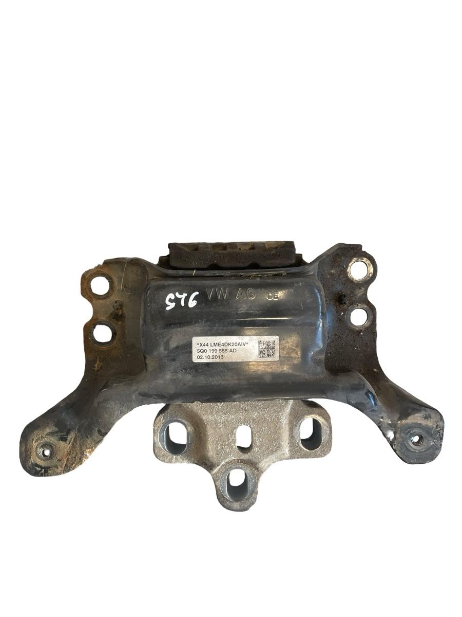 Suport motor AUDI A3 Sportback 8VA, 8VF 2012 -> 2.0 TDI CRB 5Q0199555AD