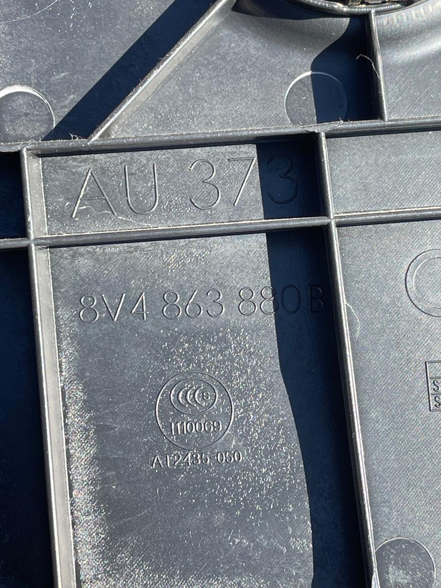 Ornament portbagaj lateral dreapta AUDI A3 Sportback 8VA, 8VF 2012 -> 8V4863880B – foto 3