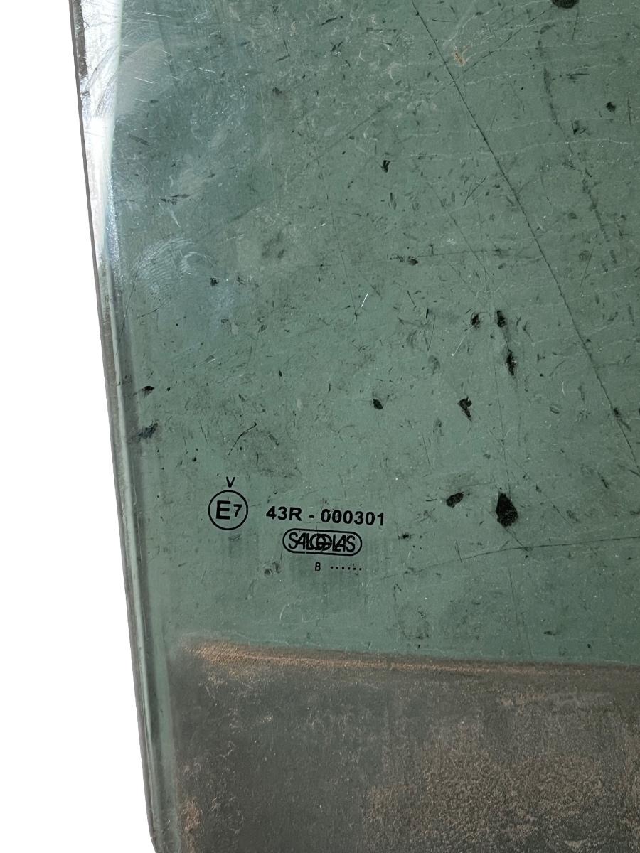 Geam portiera dreapta spate OPEL AGILA B H08 2008 - 2014 – foto 2