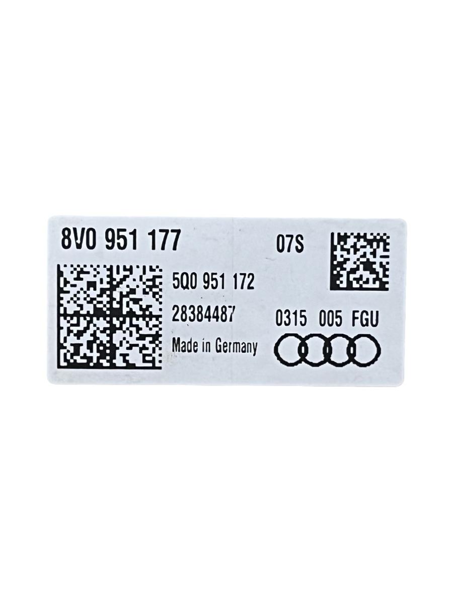 Plafoniera AUDI A3 Sportback 8VA, 8VF 2012 -> 8V0951177 – foto 3