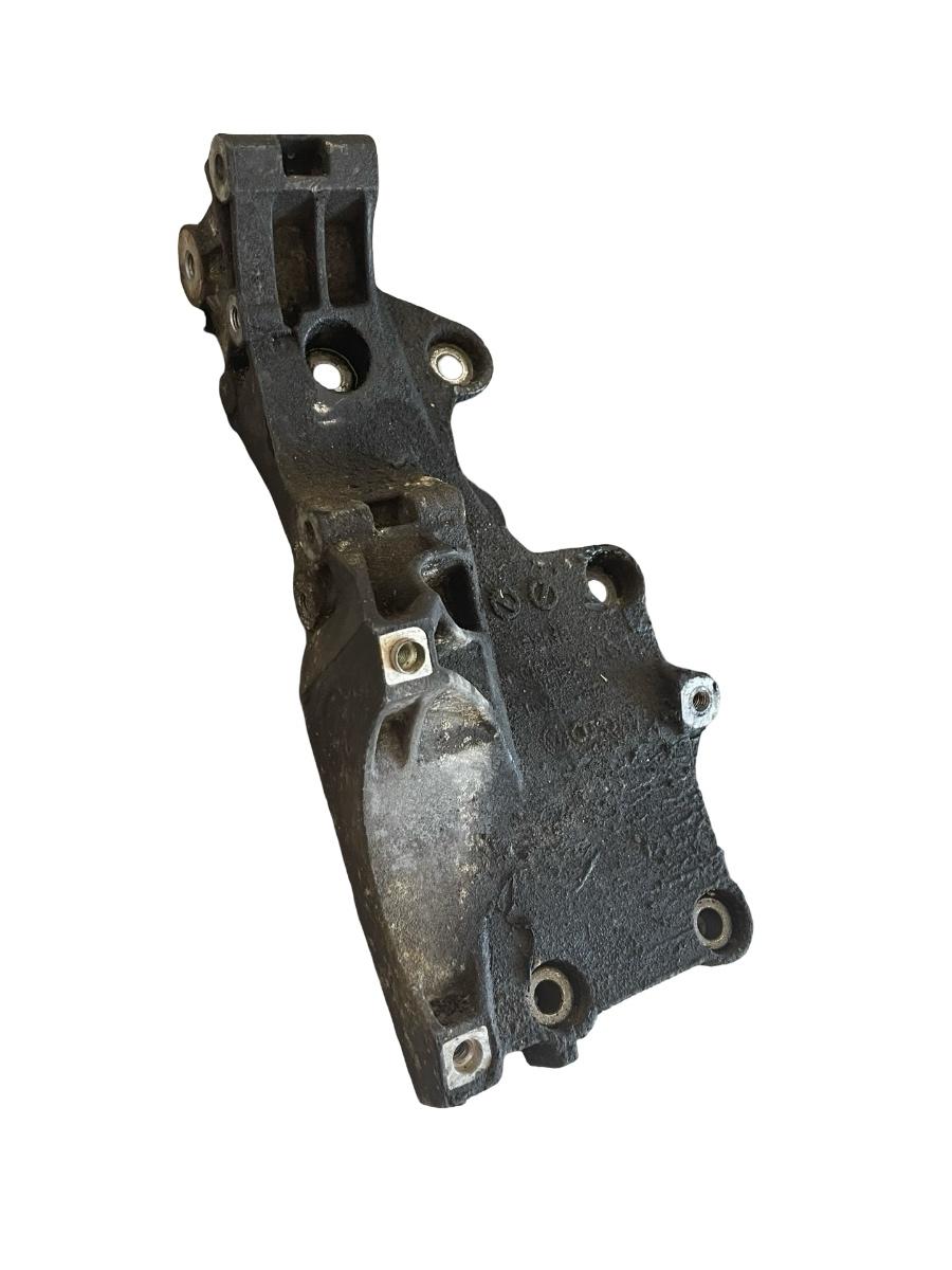 Suport accesorii VOLKSWAGEN TOURAN 1T1, 1T2 2003 - 2010 2.0 TDI 16V BKD