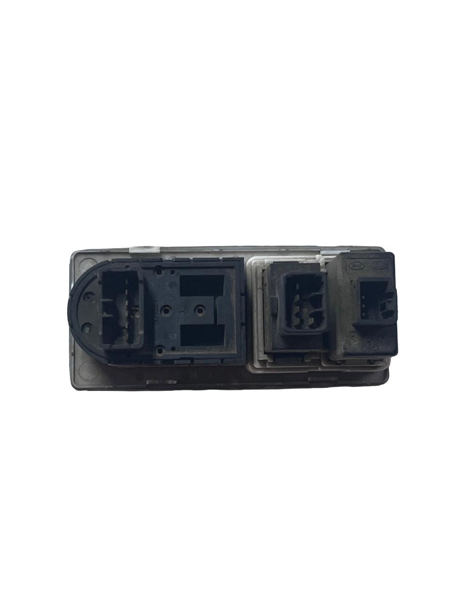 Buton actionare 4x4 KIA SORENTO I JC 2002 -> 200003207 – foto 2