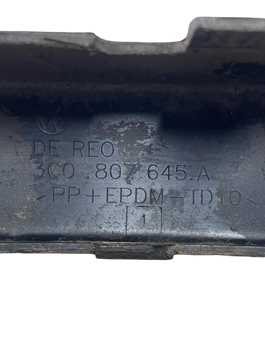 Ornament bara de protectie fata stanga fata VOLKSWAGEN PASSAT 3C2 2005 - 2010 3C0807645A – foto 3