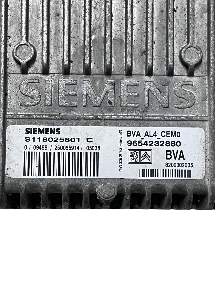 ECU Calculator motor PEUGEOT 307 3A/C 2000 -> S118025601C – foto 3