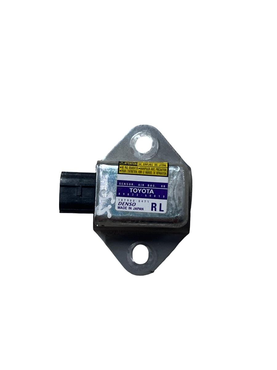 Senzor de impact airbag stanga spate TOYOTA LAND CRUISER LJ12_, KZJ12_, TRJ12_, KDJ12_, GRJ12_ 2002 - 89833-60010