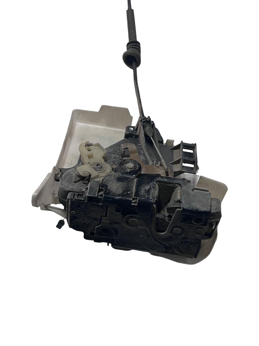 Broasca usa stanga fata VOLKSWAGEN TRANSPORTER V Bus 7HB, 7HJ, 7EB, 7EJ, 7EF, 7EG, 7HF,