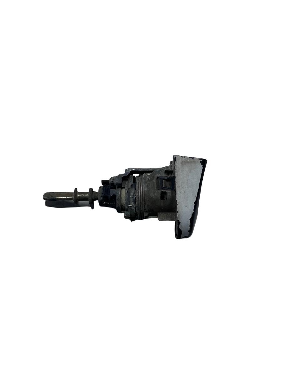 Butuc usa stanga fata VOLKSWAGEN TRANSPORTER V Bus 7HB, 7HJ, 7EB, 7EJ, 7EF, 7EG, 7HF,