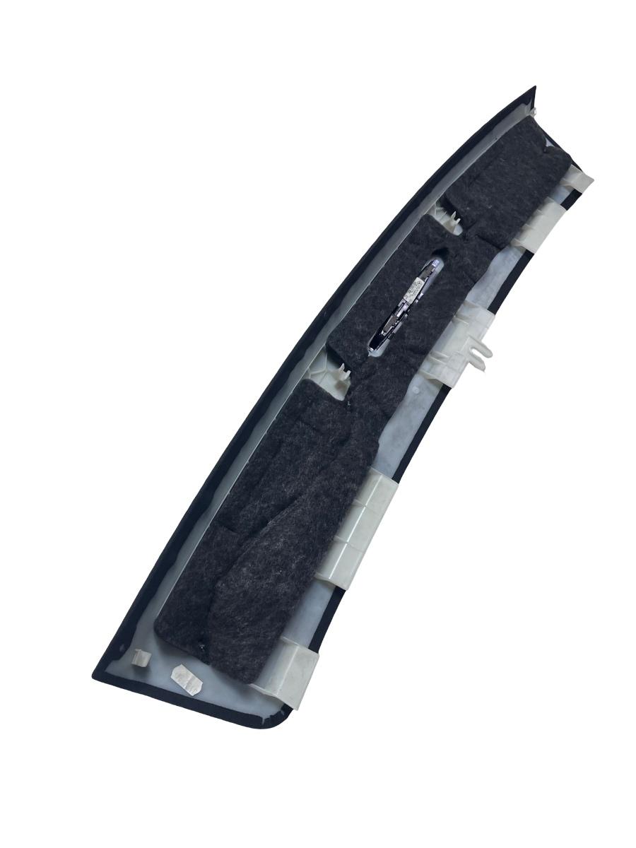 Ornament interior haion MERCEDES-BENZ E-CLASS W212 2009 -> A2126901650 – foto 2