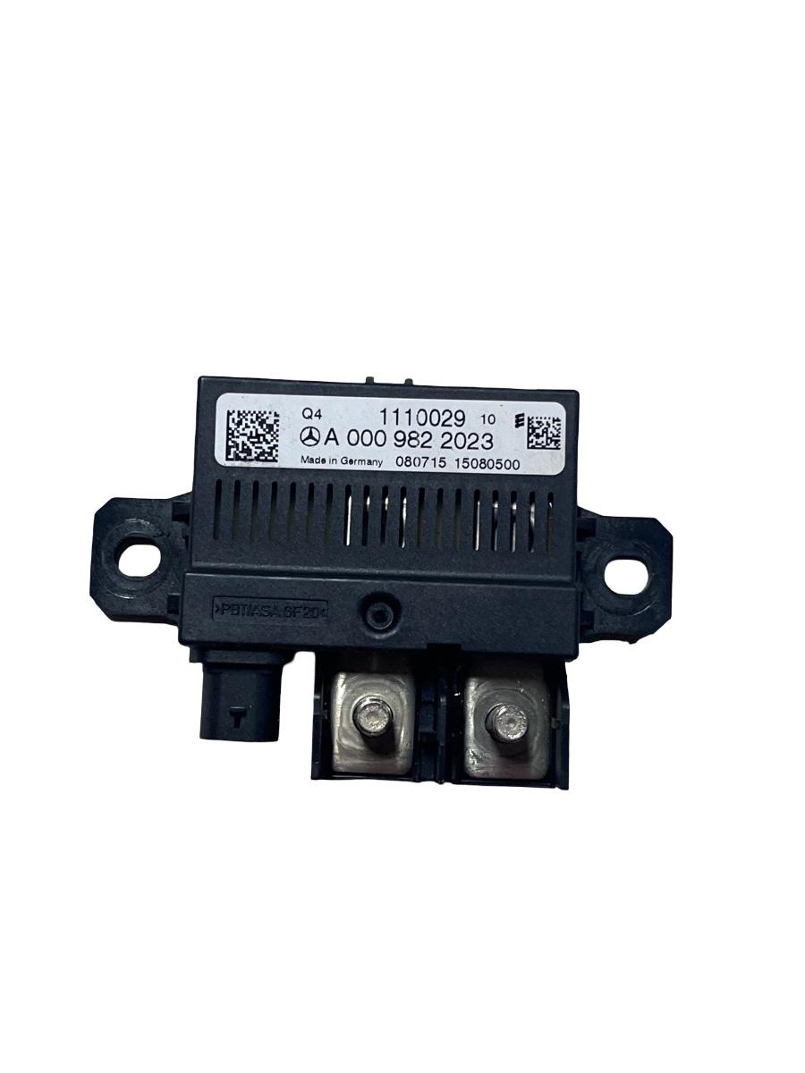 Siguranta releu baterie MERCEDES-BENZ E-CLASS W212 2015 Facelift -> A0009822023