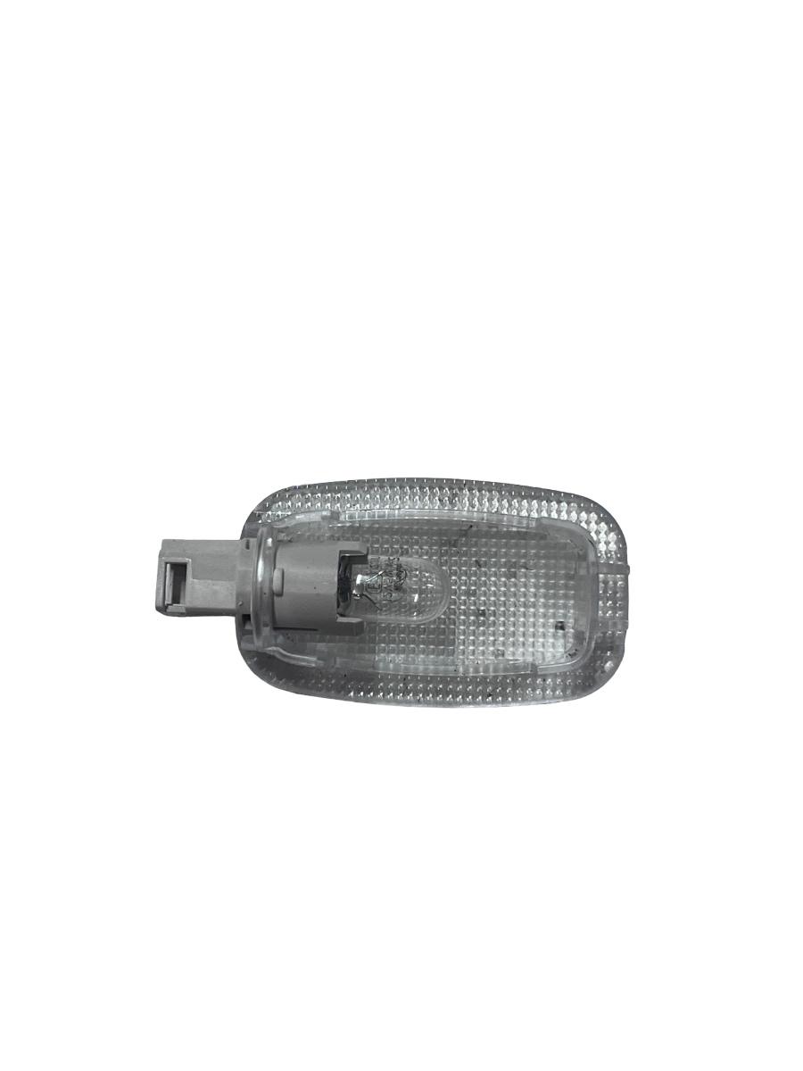 Lampa interioara habitaclu MERCEDES-BENZ E-CLASS W212 2015 Facelift -> – foto 2