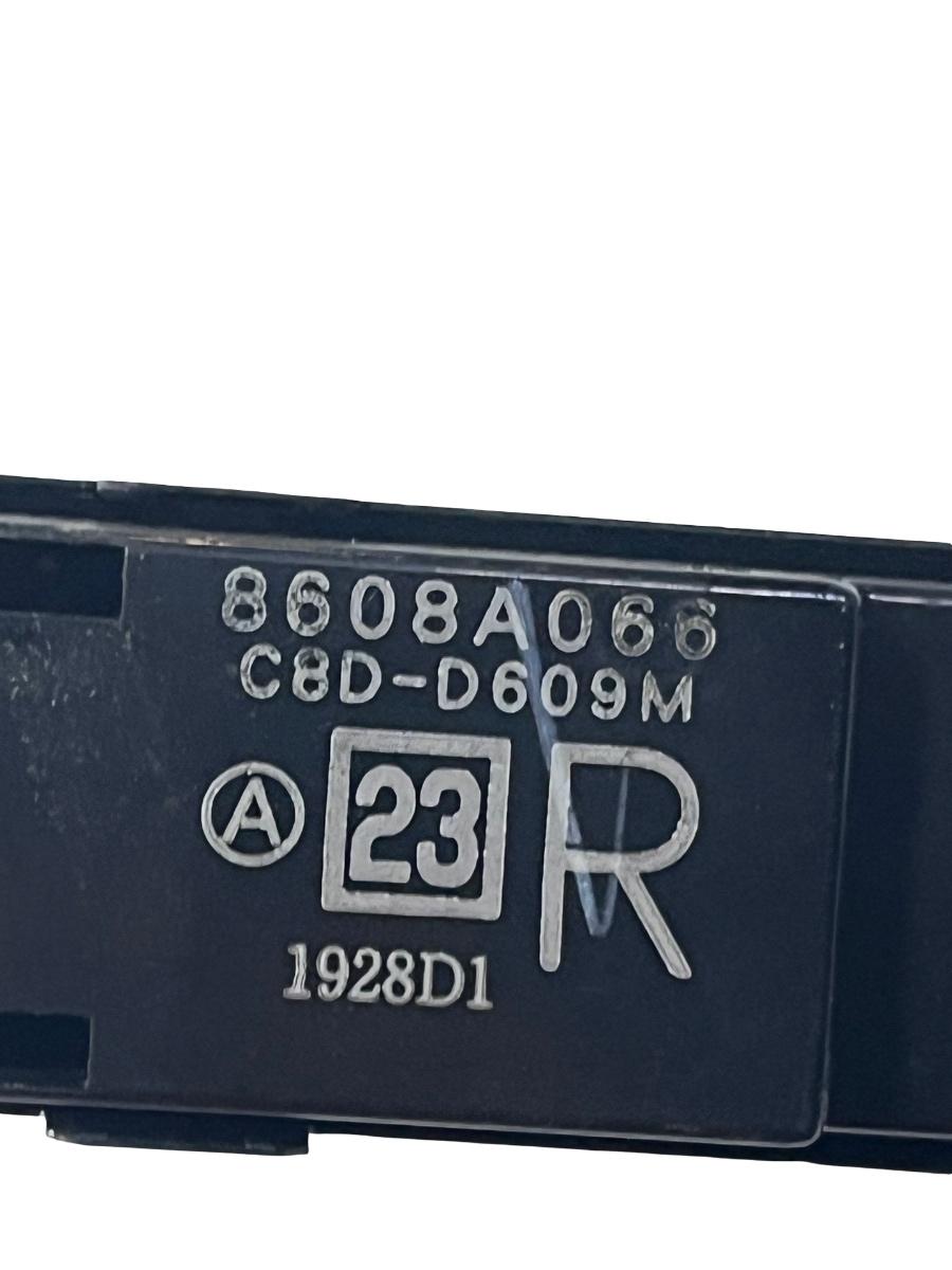 Buton geam electric dreapta spate MITSUBISHI LANCER Saloon CY/Z_A 2007 -> 8608A066 – foto 3