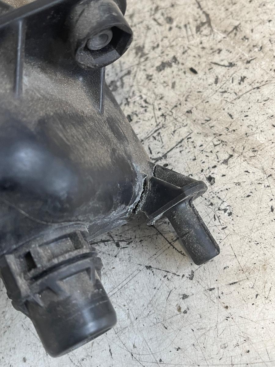 Rezervor lichid servodirectie BMW 6 E63 2004 - 2010 5.0 M S85 B50 A 106172-11 – foto 5