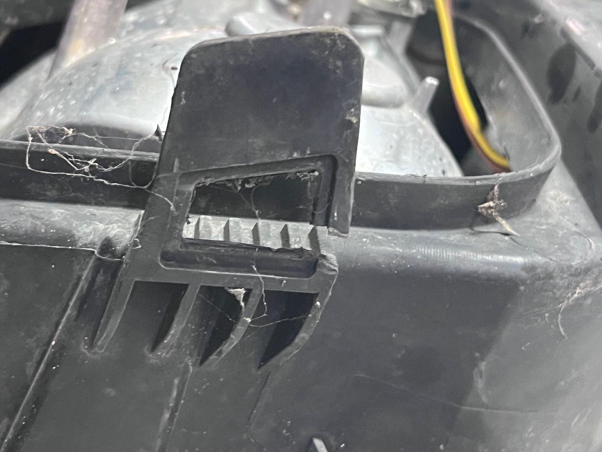 Far dreapta fata MERCEDES-BENZ SPRINTER 3,5-t Platform/Chassis 906 2006 -> 24738200 – foto 7