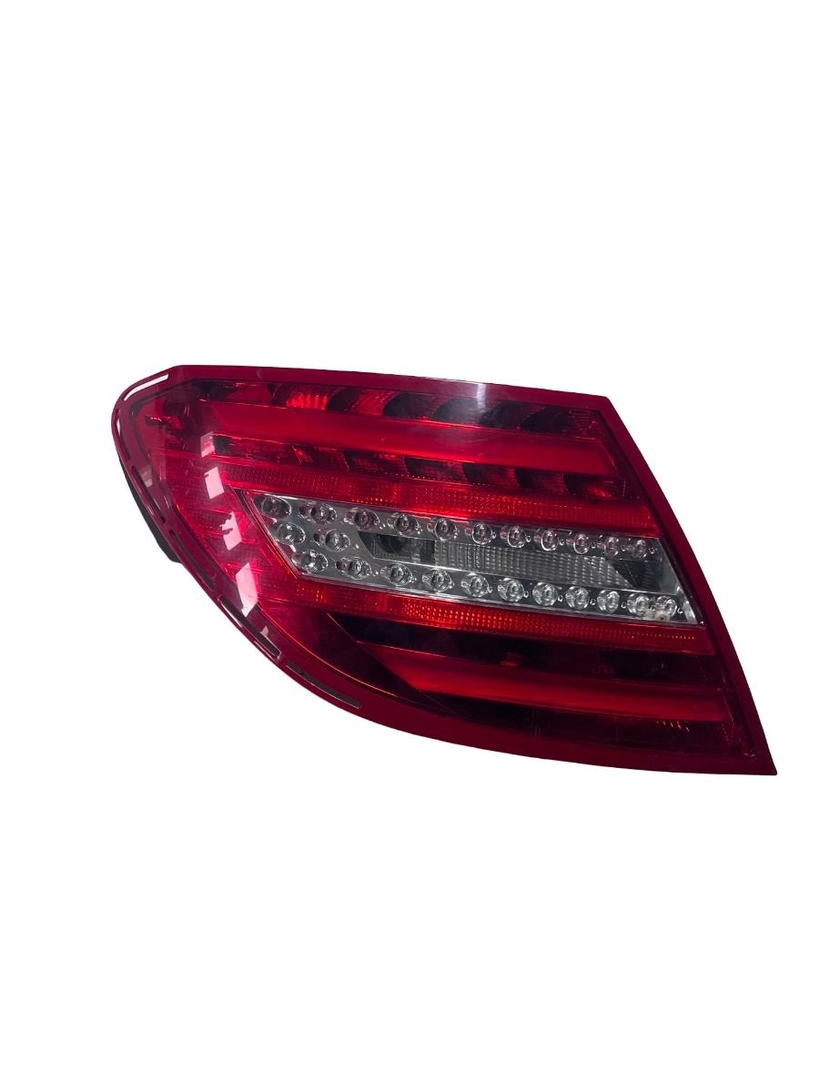 Lampa spate / Stop stanga spate MERCEDES-BENZ C-CLASS W204 Facelift 2007 - 2014 2048205464
