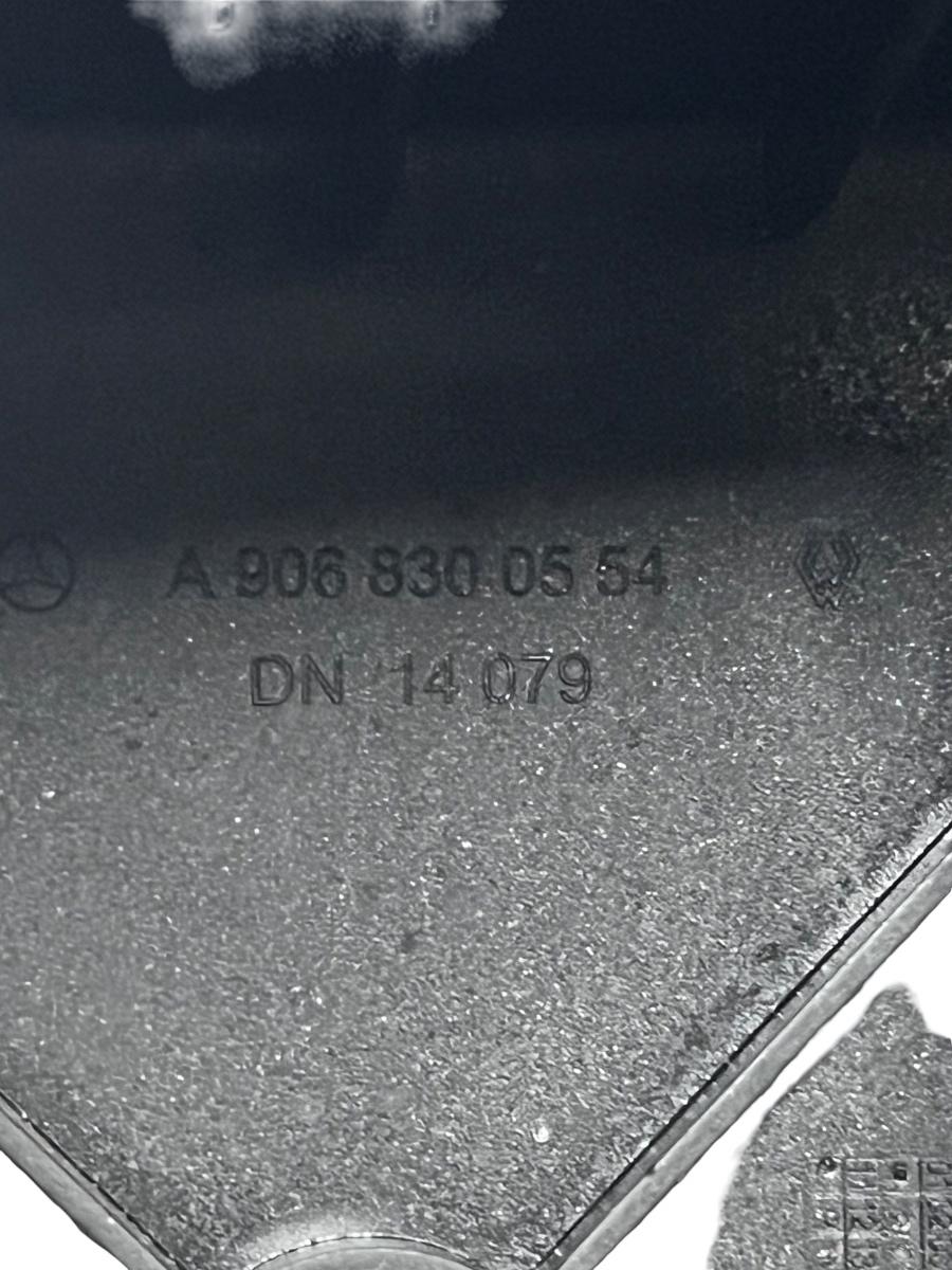 Grila de ventilatie bord dreapta fata MERCEDES-BENZ SPRINTER 3,5-t Platform/Chassis 906 2006 -> A9068300554 – foto 3