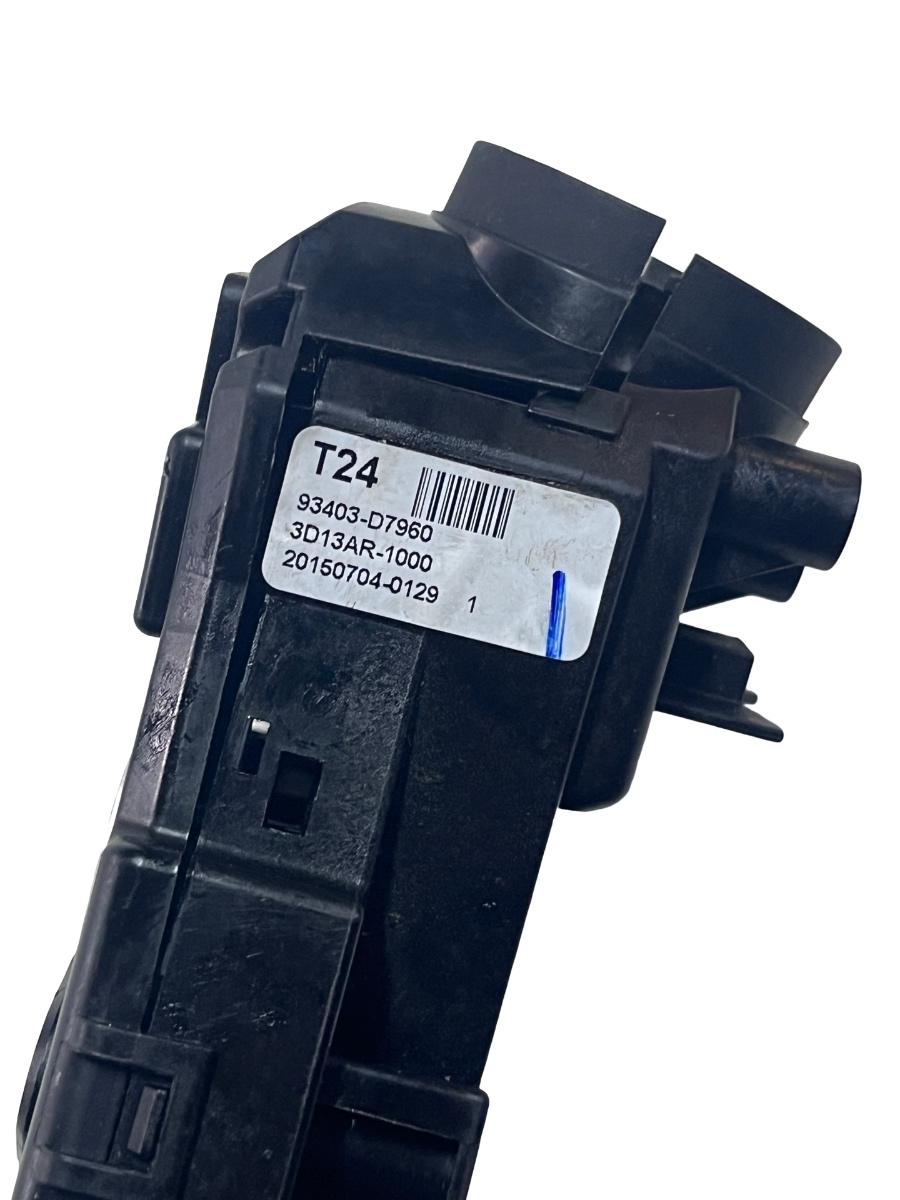 Maneta indicatoare de semnalizare HYUNDAI TUCSON III TLE 2015 -> 93403-D7960 – foto 4