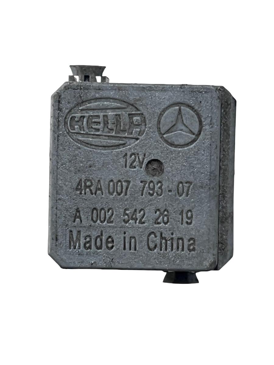Alte relee MERCEDES-BENZ SPRINTER 3,5-t Platform/Chassis 906 2006 -> A0025422619