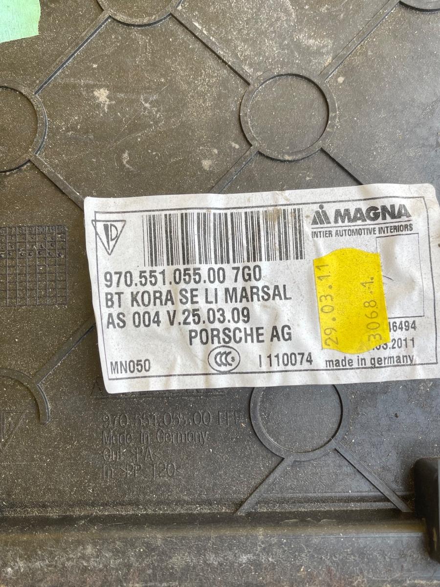 Panou capitonaj lateral inferior portbagaj PORSCHE PANAMERA 970 2009 - 2016 97055105500 – foto 3