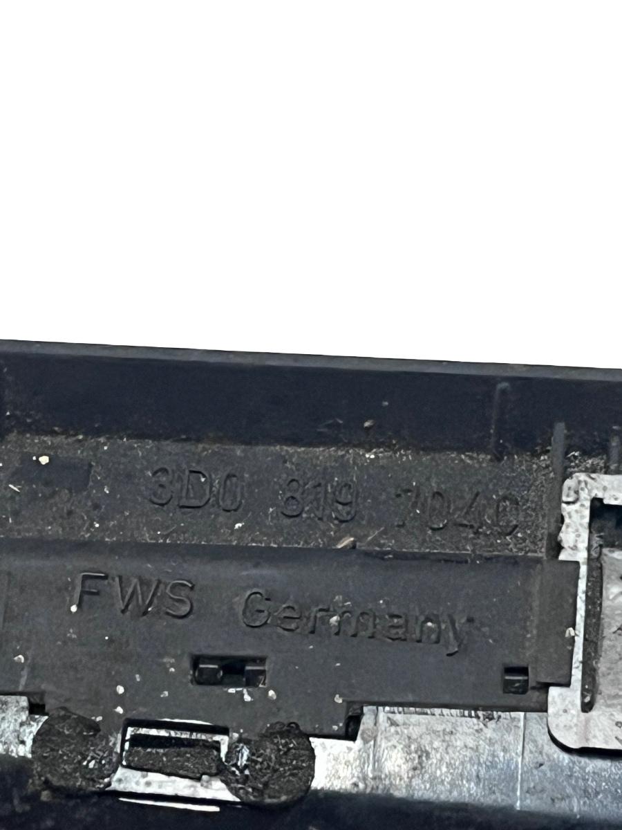 Grila de ventilatie centrala dreapta fata VOLKSWAGEN PHAETON 3D_ 2002 - 2016 3D08197040 – foto 2