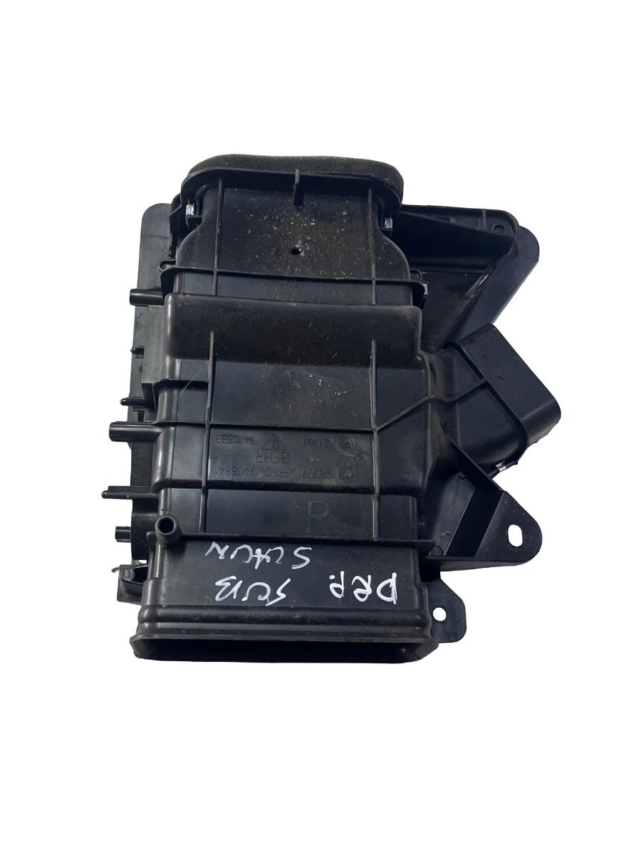 Conducta de aer sub scaun habitaclu dreapta fata PORSCHE PANAMERA 970 2009 - 2016 97057221200