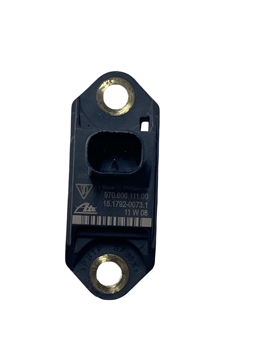 Senzor de impact airbag PORSCHE PANAMERA 970 2009 - 2016 97060611100