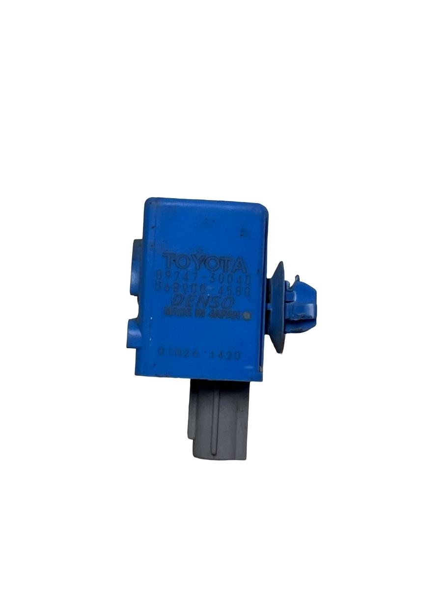 Releu buzzer TOYOTA LAND CRUISER 150 TRJ15_, KDJ15_, GRJ15_, GDJ15_ 2009 -> 89747-30040