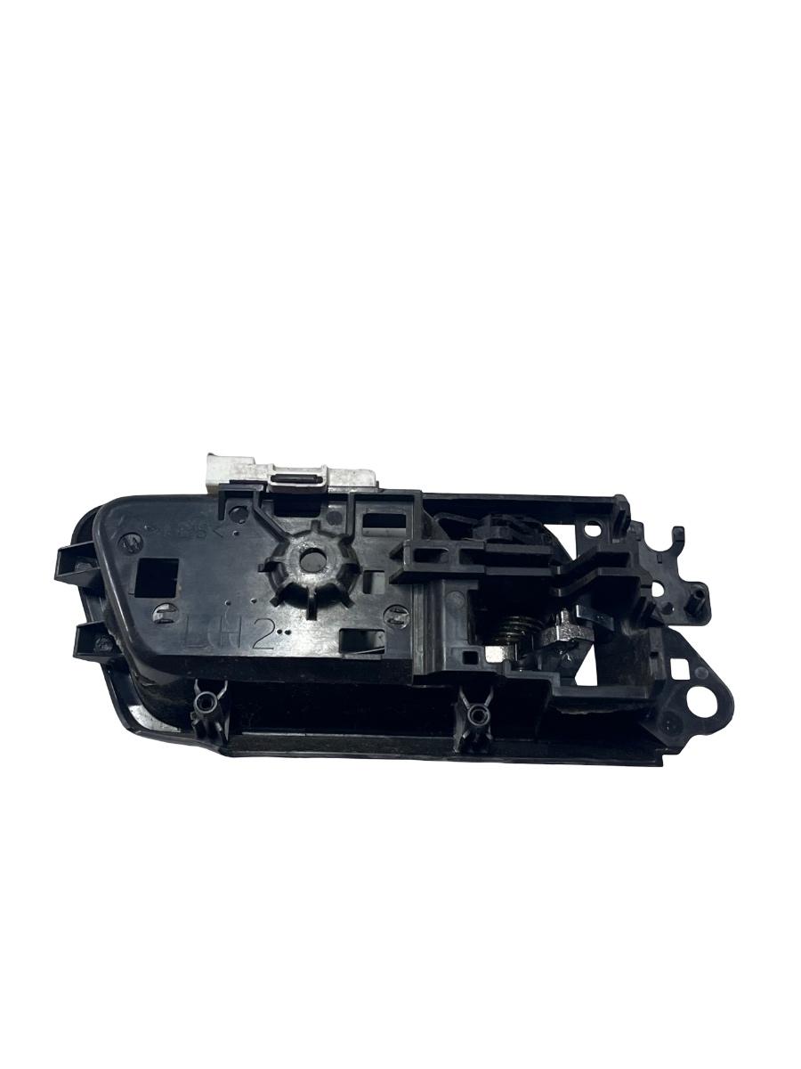 Maner interior portiera stanga fata TOYOTA LAND CRUISER 150 TRJ15_, KDJ15_, GRJ15_, GDJ15_ 2009 -> – foto 2