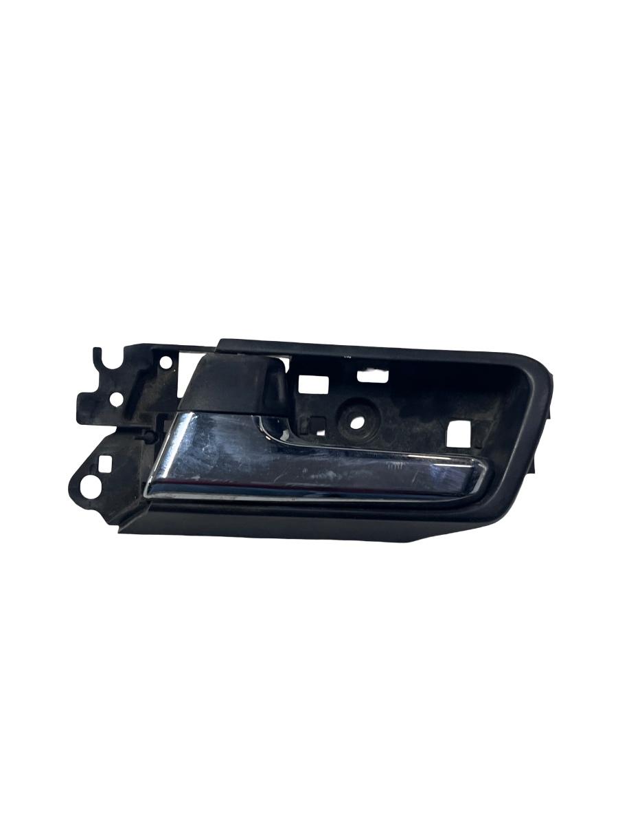 Maner interior portiera stanga fata TOYOTA LAND CRUISER 150 TRJ15_, KDJ15_, GRJ15_, GDJ15_ 2009 ->