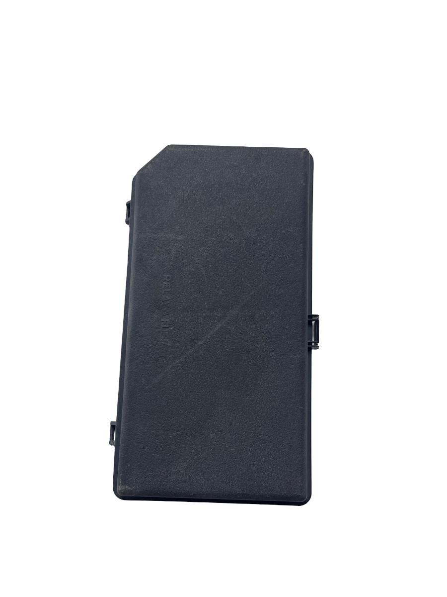 Capac panou de sigurante TOYOTA LAND CRUISER 150 TRJ15_, KDJ15_, GRJ15_, GDJ15_ 2009 -> 82662-60490