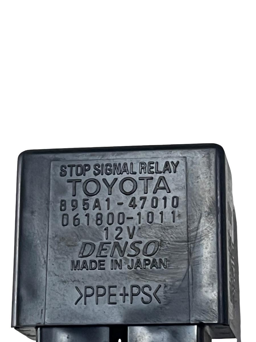 Alte relee TOYOTA LAND CRUISER 150 TRJ15_, KDJ15_, GRJ15_, GDJ15_ 2009 -> 895A1-47010 – foto 2